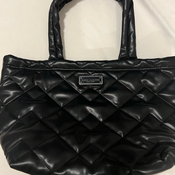 Marc Jacobs Black Quilted Tote Bag - Picture 1 of 4